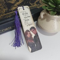 Marcapaginas madera Feyre y Rhysand